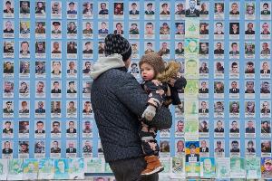 Die Ukraine hat viele Tote zu beklagen und wartet sehnlich auf Frieden. 