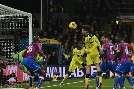 Tottenham siegt bei Crystal Palace - Leeds punktet weiter