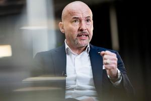 Alexander Hoffmann meint: Europa müsse "auf der ganzen Klaviatur" der Verteidigungsfähigkeit spielen.