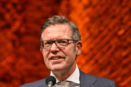 Der Soziologe Steffen Mau bezweifelt aufgrund vorliegender Zahlen, dass die Kölner Silvesternacht das sofortige Ende der deutschen Willkommenskultur bedeutete. (Archivbild)