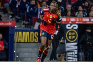 Bayern holen Stürmerin Imade vorzeitig zurück