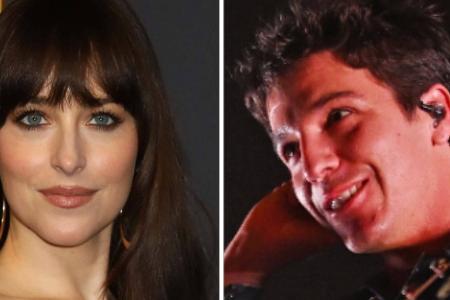 Frisch verliebt? Dakota Johnson mit Sänger Role Model gesichtet