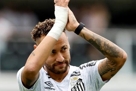 Neymar verlängert bis Ende 2026 bei Santos