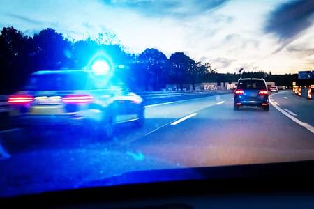 Polizei Blaulicht Autobahn