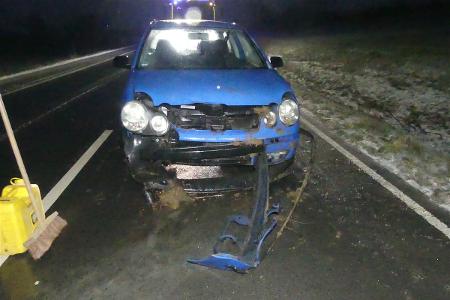 Auto kam von der Straße ab