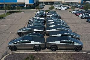 Tesla-Parkplatz Michigan Mall Farmington Hills USA