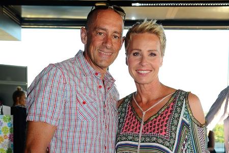 Sonja Zietlow teilt seltenes Paarbild mit Ehemann Jens Oliver Haas