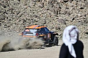 Rallye Dakar: De Mévius gewinnt Auftakt, Gottschalk weit zurück