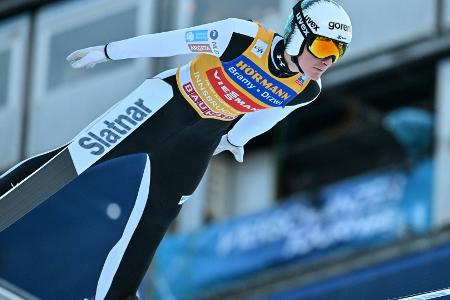 Embacher und Nikaido führen - Prevc Vierter