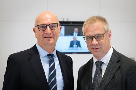 Brandenburgs Ministerpräsident Dietmar Woidke (SPD) verurteilte den mutmaßlichen Brandanschlag auf das Grundstück des Antisemitismusbeauftragten Andreas Büttner (Archivbild).