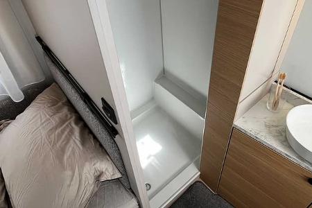 Wohnwagen, Bad, Raumbad, Dusche