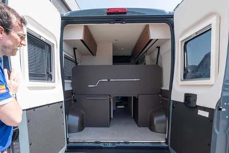 Rückansicht, Stauraum, Campingbus, Bürstner