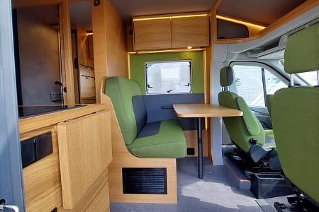 Dethleffs E.home Eco Wohnmobil-Studie E-Camper Innen