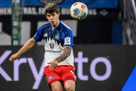 ABWEHR: Luka Vuskovic (an den HSV ausgeliehen) - Wie das Portal 'CaughtOffside' meldet, hat der FC Bayern eine erste informelle Anfrage bei den Bossen von Tottenham Hotspur gestellt, um eine Verpflichtung von HSV-Leihspieler Luka Vuskovic anzugehen. Man habe vorgefühlt, ob ein Transfer im kommenden Sommer möglich wäre. Allerdings soll der Youngster eine feste Rolle in den Spurs-Plänen spielen, sein Vertrag in London ist noch bis 2030 datiert.