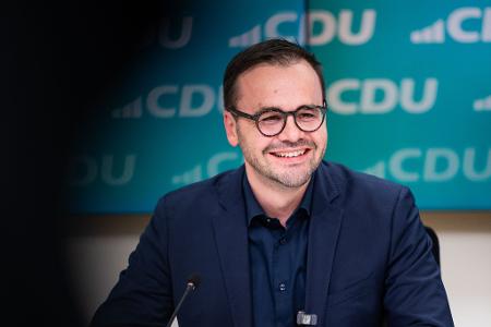 CDU-Fraktionschef Jan Redmann steht für Gespräche mit der SPD zur Bildung einer neuen Regierung bereit. 