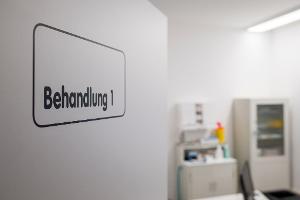 In Arztpraxen kommt es immer wieder zu Übergriffen. (Symbolbild)