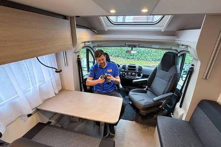 f_LMC Tracer 690 ELSitzgruppe