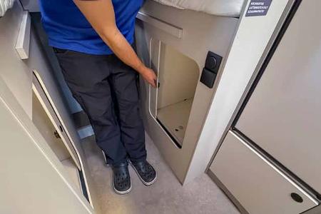 f_LMC Tracer 690 ELKleiderschrank