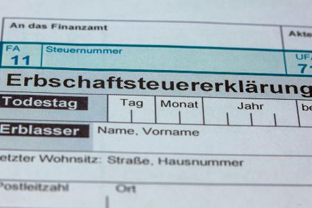 Die Erbschaftssteuer droht mal wieder zum Zankapfel zu werden. (Illustration)