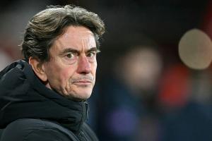 Foto mit Arsenal-Tasse: Druck auf Spurs-Coach Frank wächst