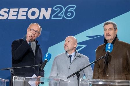 Für die CSU ist Merz der richtige Kanzler zur Lösung der innen- und außenpolitischen Krisen. 