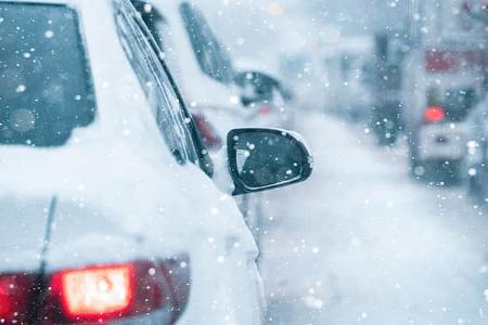 Schnee Stau Autobahn