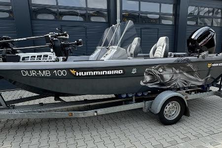 Gestohlenes Motorboot