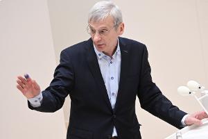 Die AfD will eine Neuwahl - der Antrag scheitert im Brandenburger Landtag.