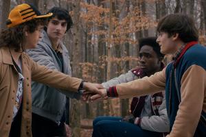 "Stanger Things": Serienfinale katapultiert alte Hits in die Charts