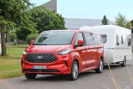 Zugwagen, Ford Tourneo Custom, Vorne