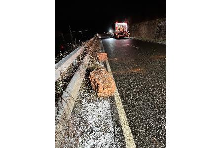 Herausgebrochene Felsen