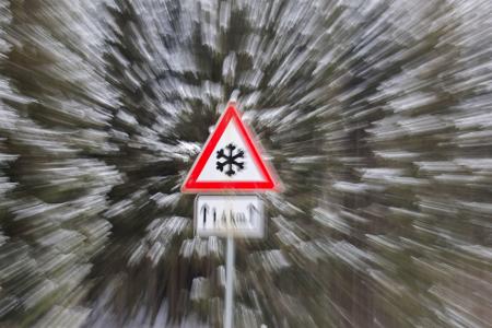 In den kommenden Tagen kann es zu glatten Straßen kommen.