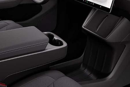 Tesla Model Y Standard Billig-Modell