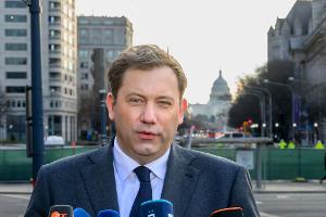 Die USA hatten Finanzminister der G7-Staaten, aber auch von Australien, Südkorea, Indien und Mexiko kurzfristig zu einem Treffen zum Thema eingeladen.