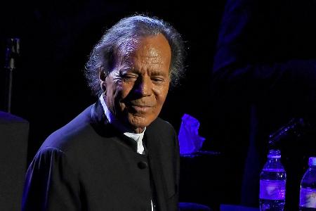 Ehemalige Angestellte werfen Julio Iglesias sexuelle Nötigung vor