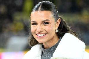 Neben Mats Hummels: Laura Wontorra ist für die Fußball-WM im Einsatz