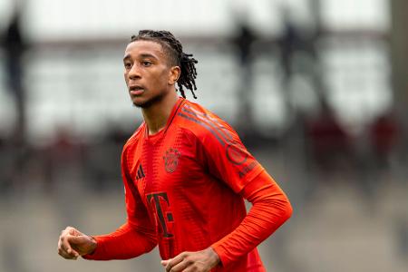 Michael Olise (bis 81.) - Note: 5,0 - Wurde von den Kollegen wie gewohnt häufig gesucht, bekam seine Qualitäten jedoch überhaupt nicht auf den Rasen. Trat zu verspielt auf und blieb vor dem Tor ohne Klarheit. Häufte bis zu seiner Auswechslung 30 Ballverluste an und brachte keine Flanke zum Mitspieler.