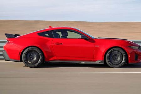 Ford Mustang Dark Horse SC