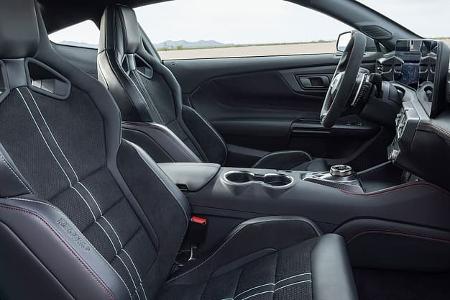 Ford Mustang Dark Horse SC Track Pack