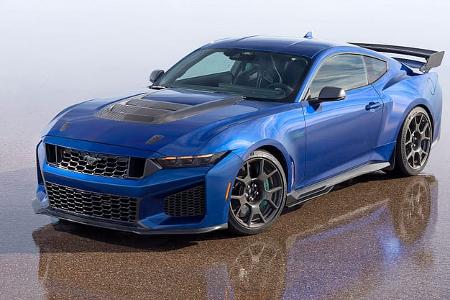 Ford Mustang Dark Horse SC Track Pack