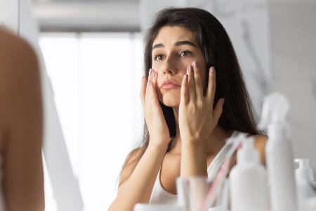 Müde? Mit diesen Skincare-Ritualen fühlt man sich schnell fit