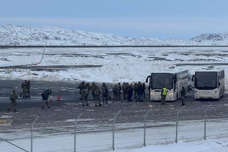Erst am Freitag angekommen: Die Bundeswehr zieht ihr Erkundungsteam aus Grönland wieder ab.
