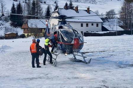 Im Murtal in der Steiermark starben drei Menschen unter einer Lawine. Ihre Leichen sollten heute geborgen werden. 