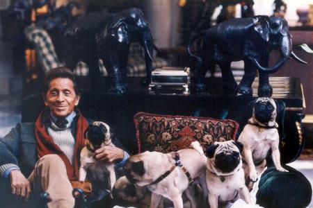 Als 13-jähriger Junge beschloss Valentino Garavani, Kleidung für Damen zu entwerfen.