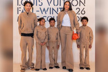 Paris Fashion Week: Pharrell Williams' Familie kommt im Partnerlook