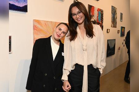 Tallulah Willis unterstützt Stiefmutter Emma Heming-Willis bei Event