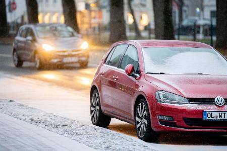 Vor allem in Baden-Württemberg und Franken soll es kräftig schneien. (Archivbild)