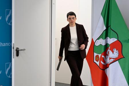 Paul erklärt ihren Rücktritt mit der zunehmenden Polarisierung um ihre Person - und gibt sich selbstkritisch.