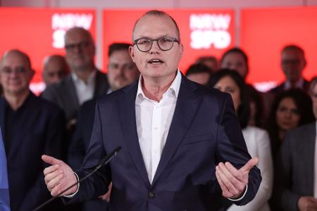 Krise im schwarz-grünen Kabinett - ein gefundenes Fressen für den designierten SPD-Spitzenkandidaten für die Landtagswahl, Jochen Ott.