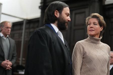 Christina Blocks Anwalt Ingo Bott fordert die Einstellung des Verfahrens.